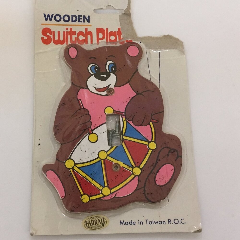 Vintage retro nursery childs room decor wall light toggle switch plate bear